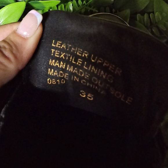 Tenis shoes - Picture 7 of 8